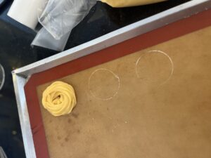 massa choux crua na assadeira